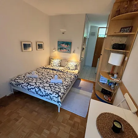 Charming Seaside - Zusterna,free Parking Appartement Koper