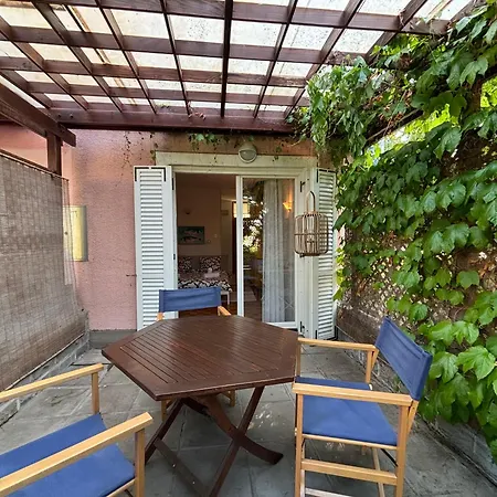 Appartement Charming Seaside - Zusterna,free Parking *